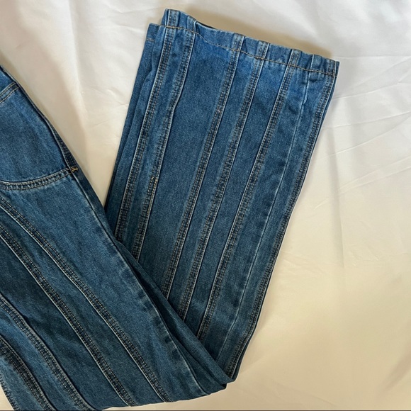 Asymmetric Jeans - Picture 4 of 5